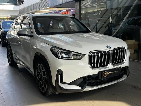 BMW X1 2.0 16V TURBO GASOLINA SDRIVE20I X-LINE STEPTRONIC BMW X1 2.0 16V TURBO GASOLINA SDRIVE20I X-LINE STEPTRONIC